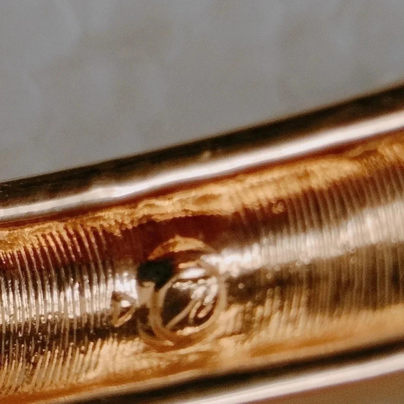 Swarovski Hinged Bangle Bracelet Gold Plated Channel Set White Crystals - Picture 9 of 12